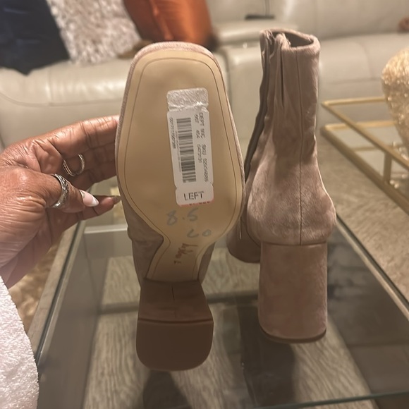 Sam Edelman - Picture 7 of 8